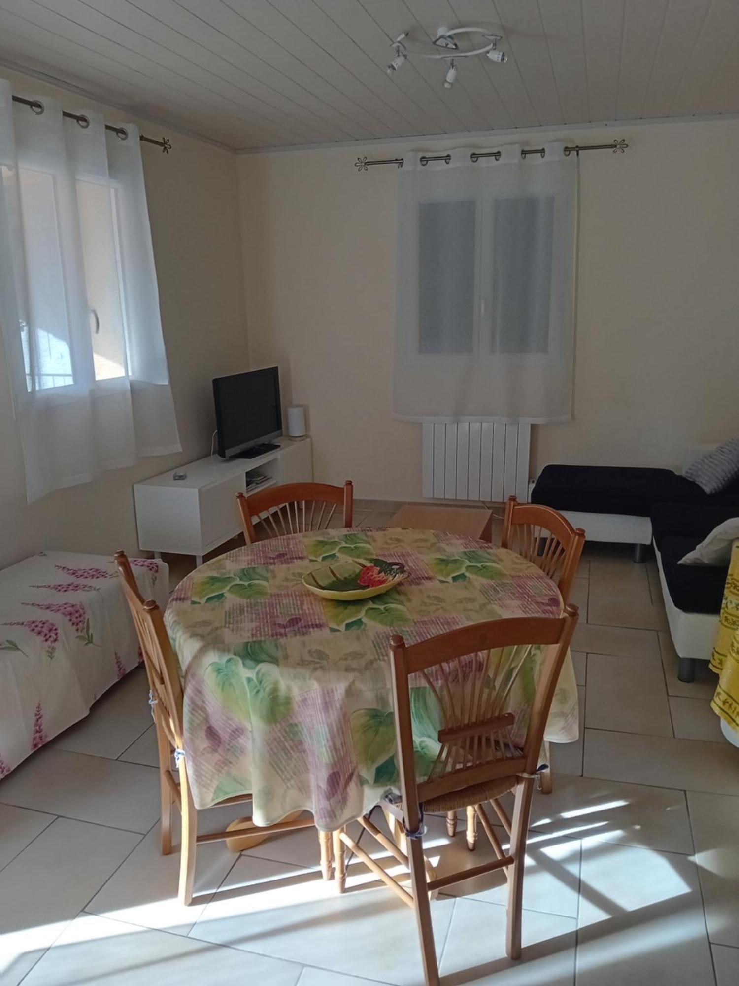 Appartamento PAVILLON Provençale, indépendant 45m2 4 personnes Garéoult Esterno foto
